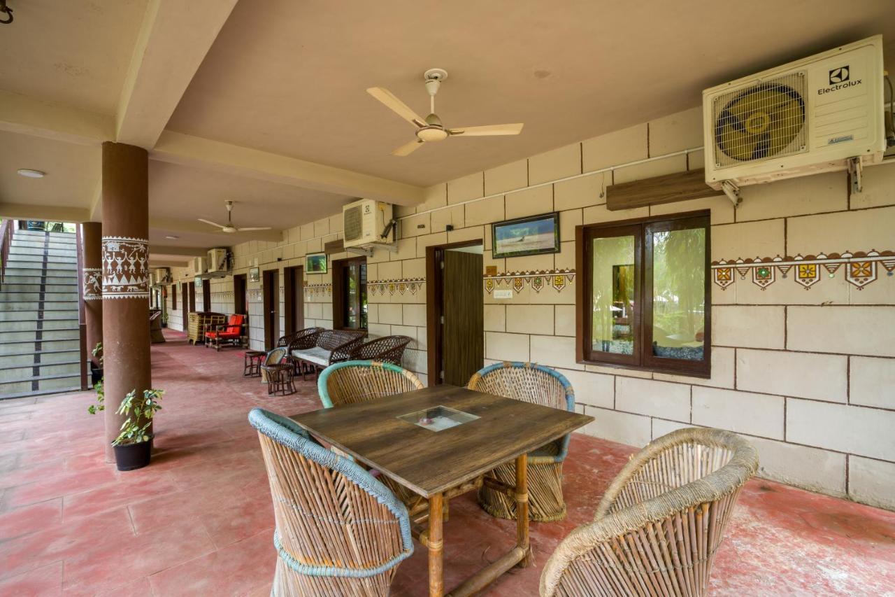 Vananchal Resort Jambughoda Екстер'єр фото